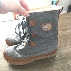 ROCKET DOG Tina Herring fur lined boots